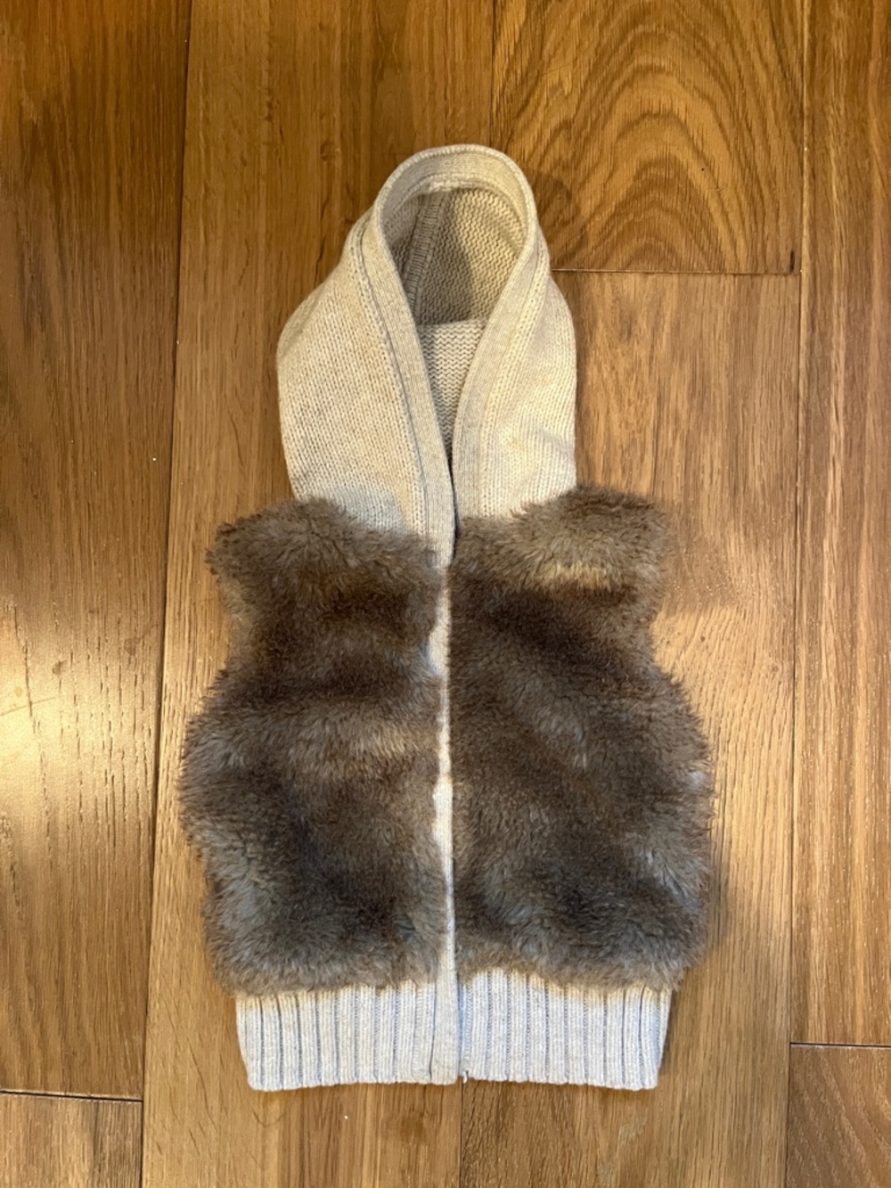 Baby GAP Girls Cream Knit Vest with Brown Faux Fur 2 years